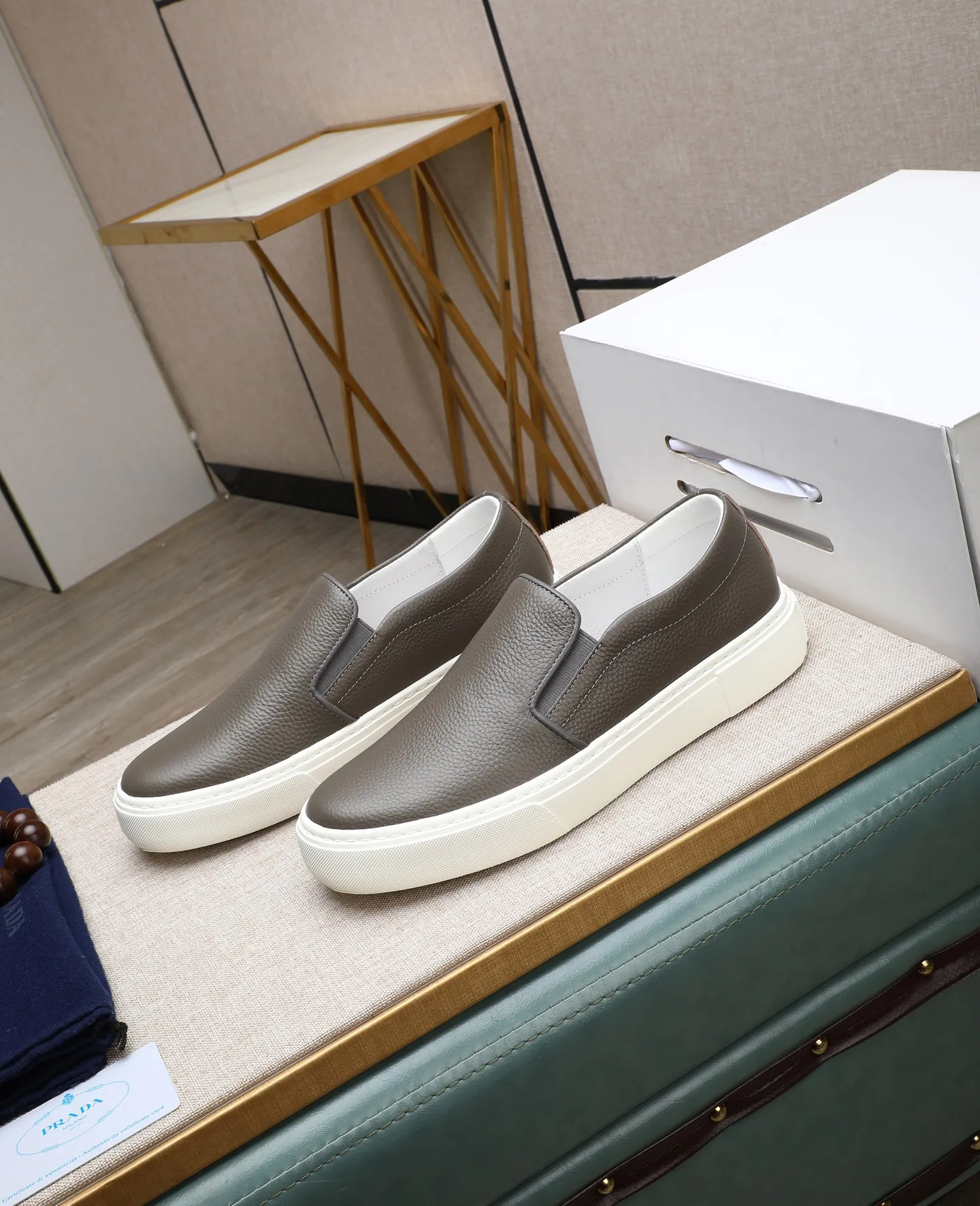 Men's men's shoes💰440🌹🌹[PRADA—Prada] latest model🙈original replica! 👟👟👟Available here. The workmanship is top-notch. The upper is made of Italian 🇮🇹Imported calfskin. ❗️Breathable genuine leather lining @Suitable for travel. The original version has an enlarged engraved sole, making it suitable for all kinds of travels, showing low-key luxury. Let quality speak for itself. Color: Size: 38-44